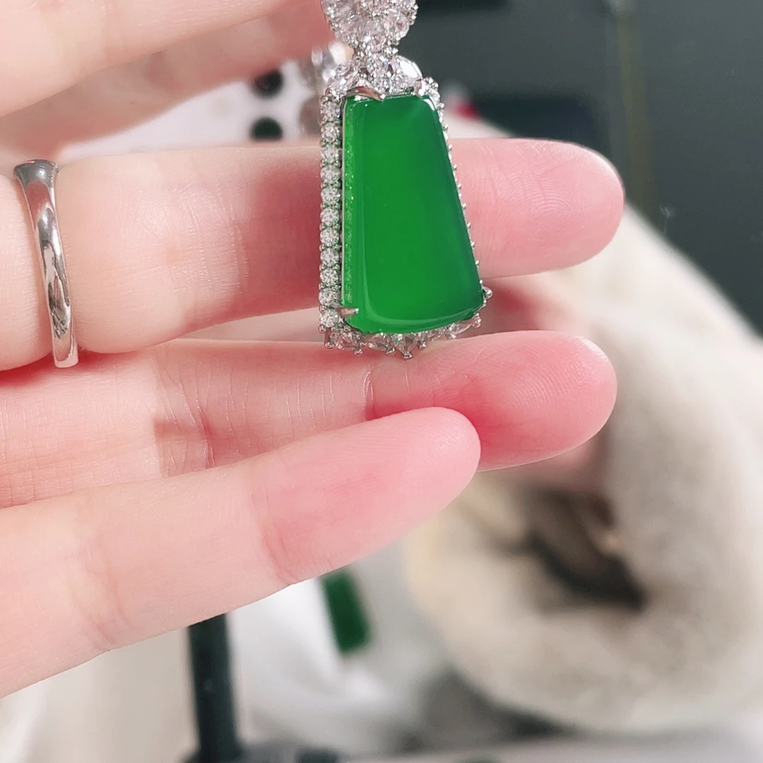 玛瑙/玉髓合金颈饰