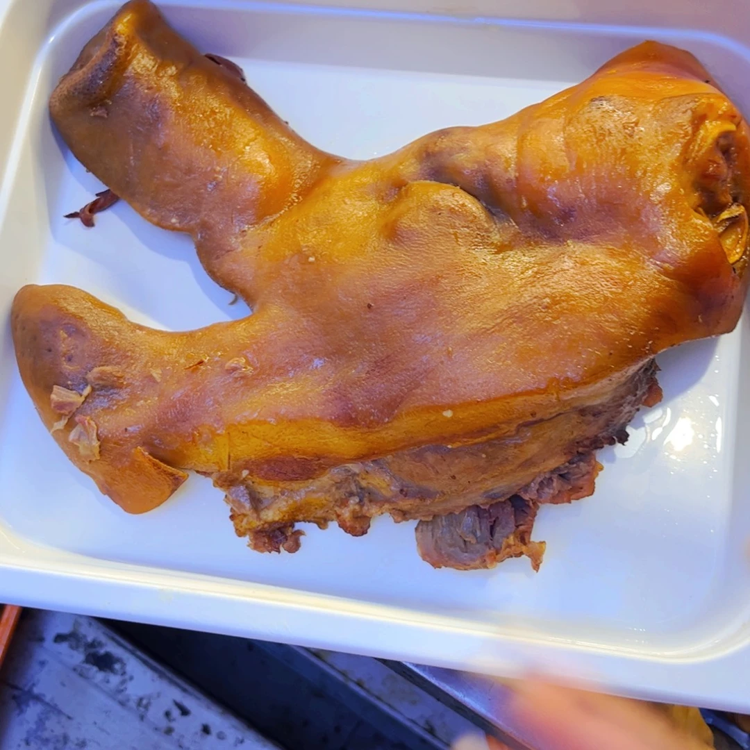 2斤一整块头肉59.8带拱嘴