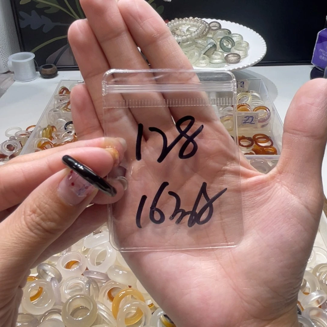 玛瑙/玉髓戒指未镶嵌