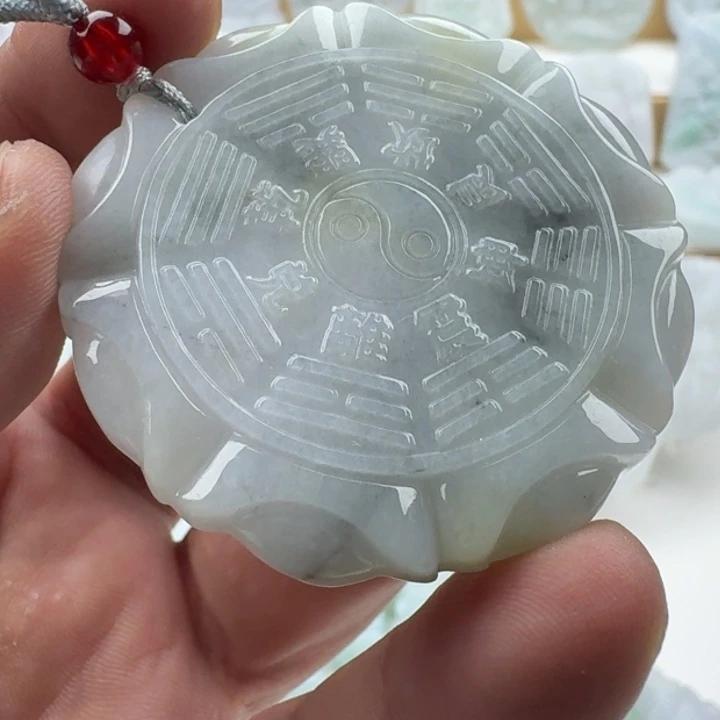 翡翠未镶嵌颈饰天然缅甸A货翡翠