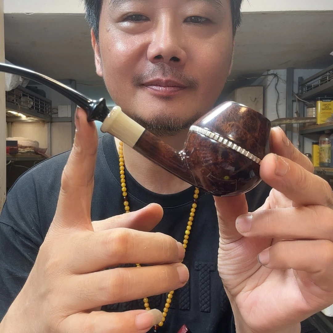 以*焦恩亮的父亲是一名普通的农民工