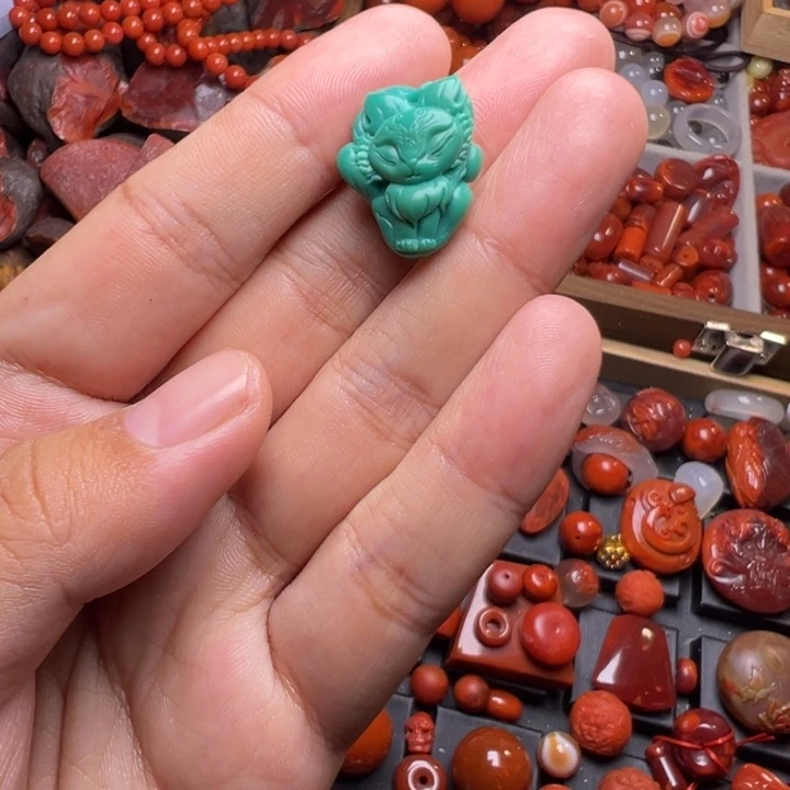 自***观南红玛瑙未镶嵌手链