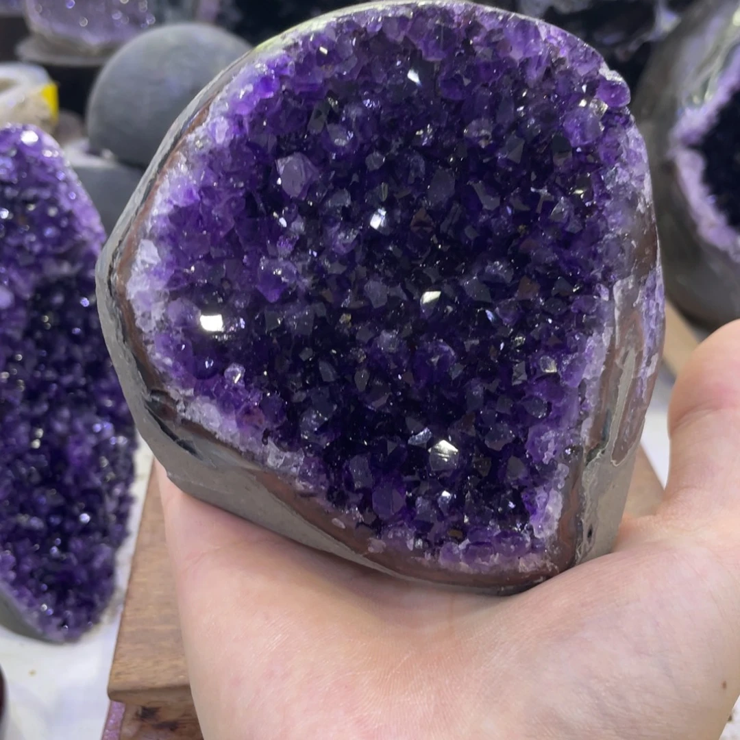 未镶嵌珠宝半成品水晶