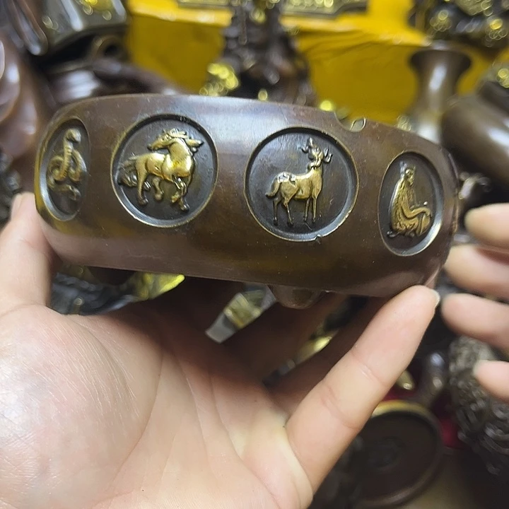 诚信经营精美铜器
