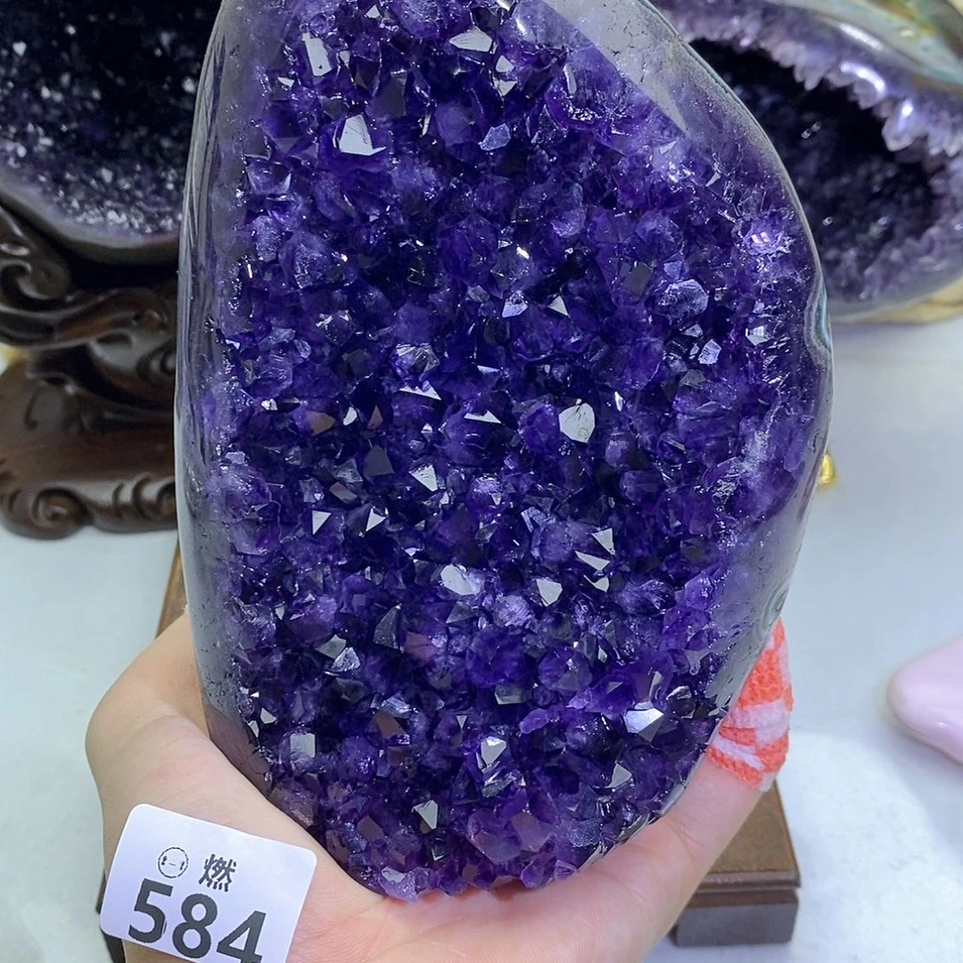 紫晶未镶嵌大型摆件(非配饰)