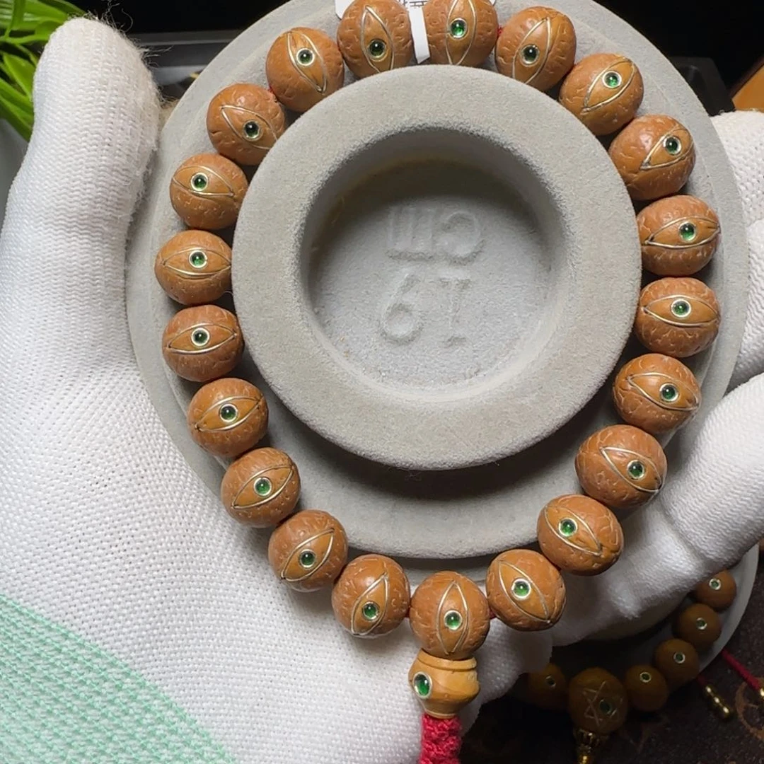 菩提手串12.5mm银眼绿宝