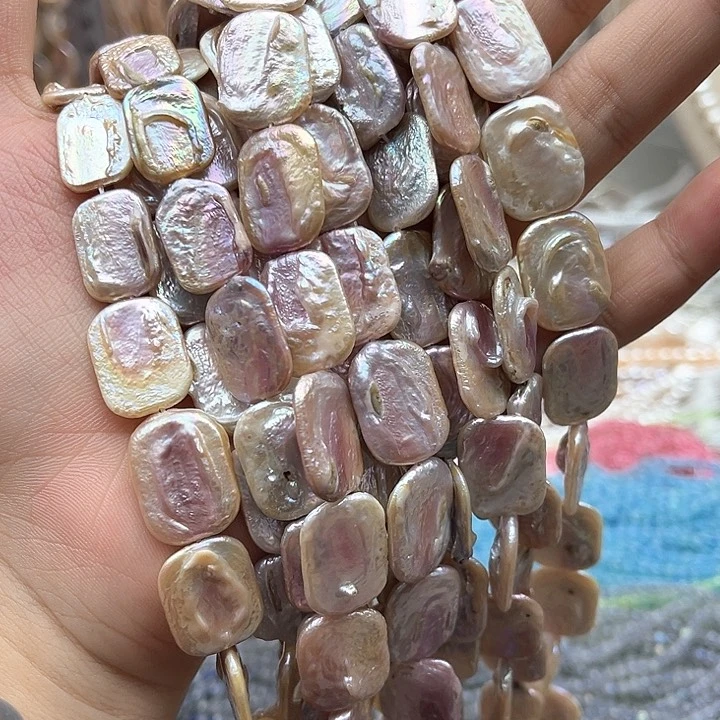 未镶嵌玛瑙/玉髓珠宝半成品一条长方片巴洛克珍珠几颗有生长孔