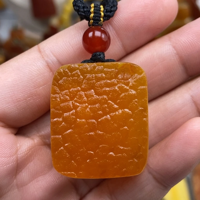 【闪购商品】琥珀颈饰未镶嵌