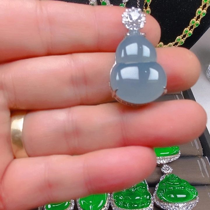 翡翠未镶嵌颈饰天然a货翡翠精品大葫芦吊坠
