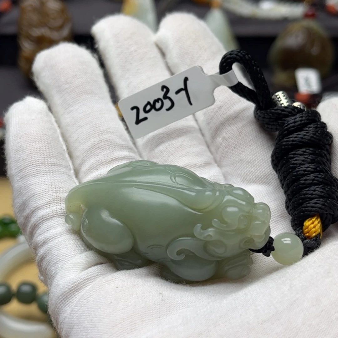 和田玉挂件未镶嵌