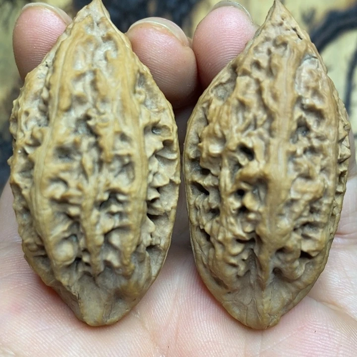 文玩核桃吊坠橄榄核