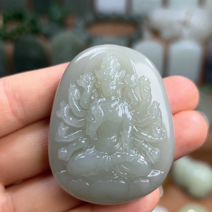 颈饰未镶嵌和田玉