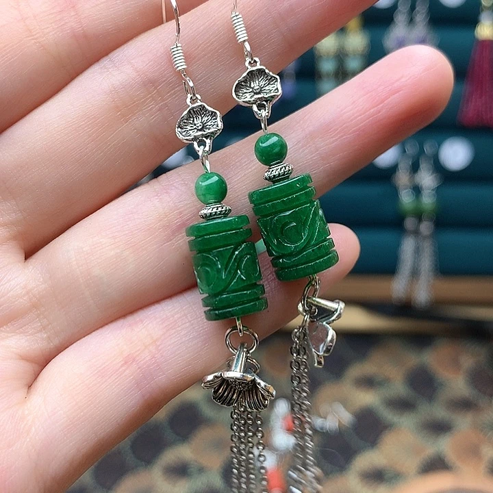 石英质玉耳钉合金