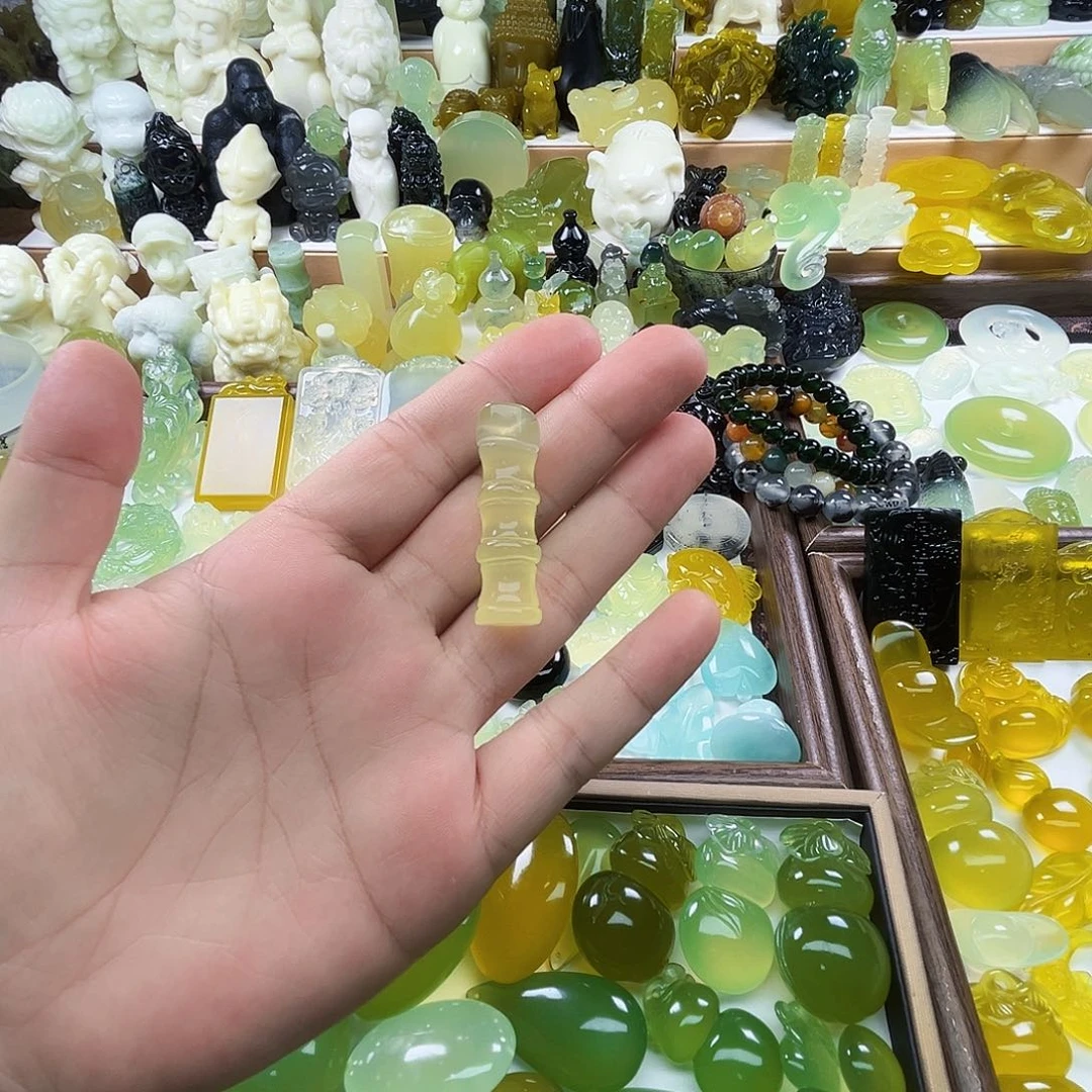 未镶嵌岫玉吊坠(不含链)