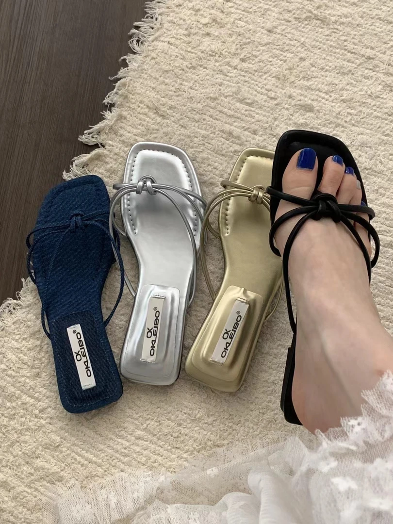 L 559 法式复古平底拖鞋女夏外穿2025夹趾细带简约仙女软底防滑