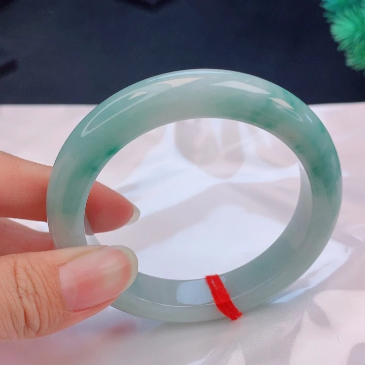 翡翠未镶嵌手镯54+圈