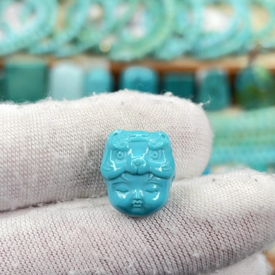 绿松石未镶嵌颈饰