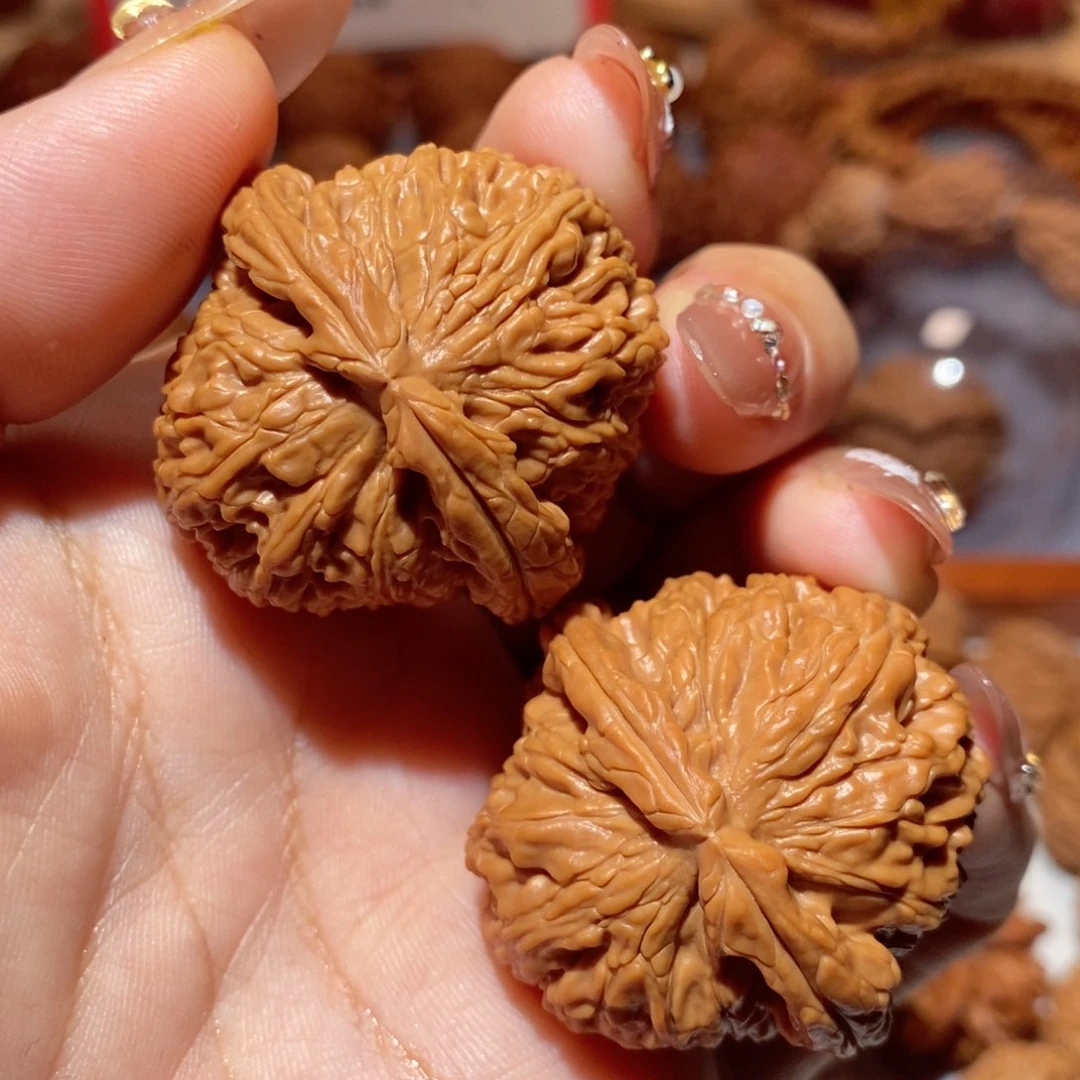 文玩核桃把件39尺球白