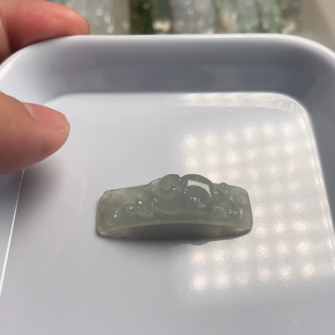 颈饰未镶嵌翡翠天然翡翠