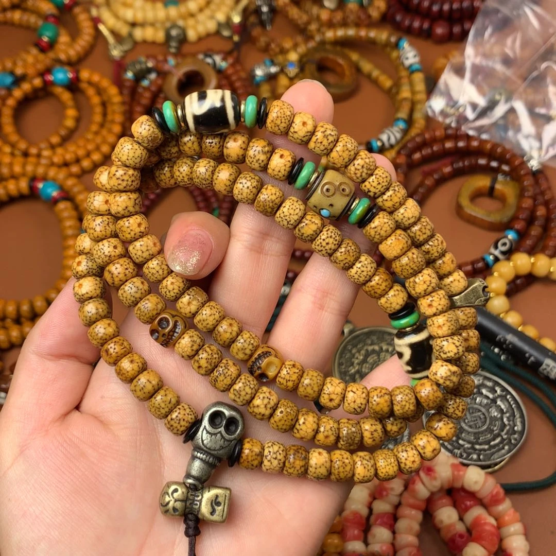 藏传串串串串串星月