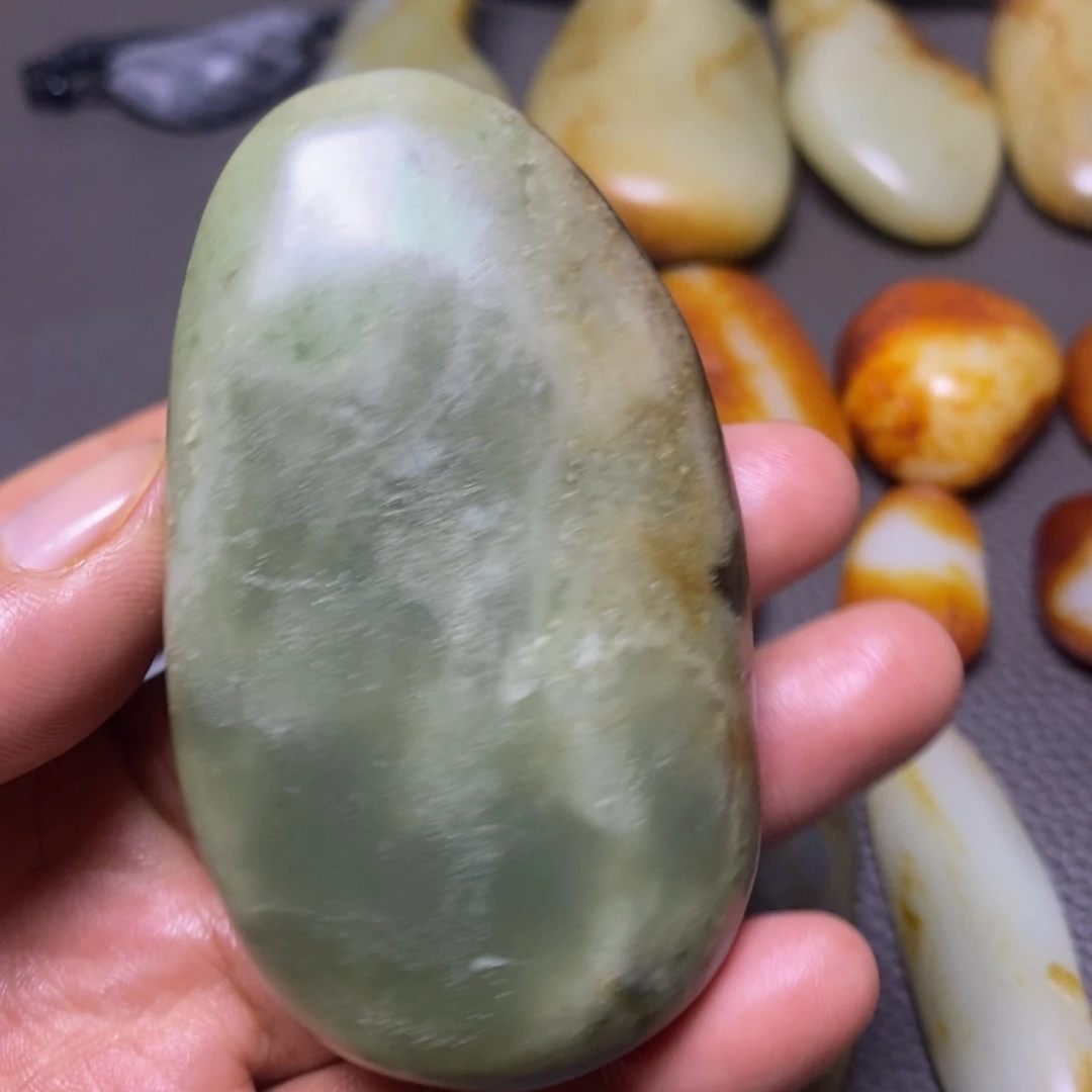 未镶嵌和田玉挂件
