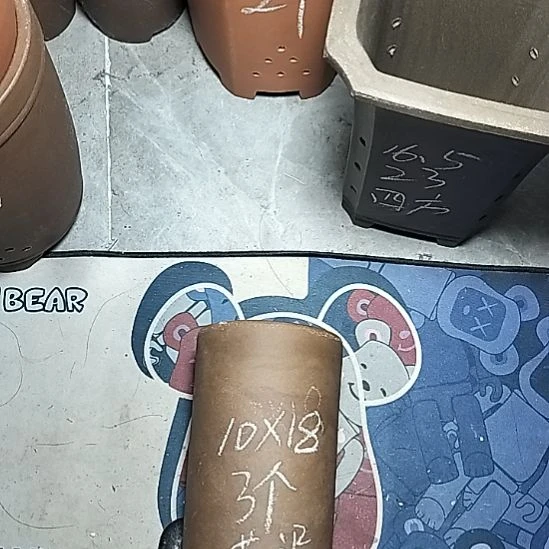 三个笔筒花泥微瑕