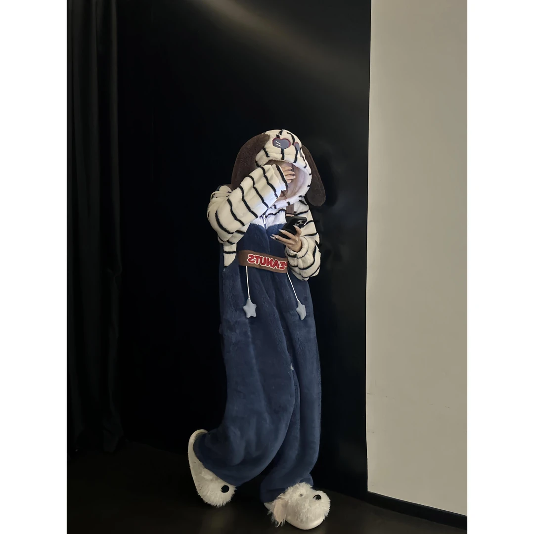 可爱小狗连帽外套珊瑚绒连体保暖睡衣女秋冬加厚加绒一体式家居服