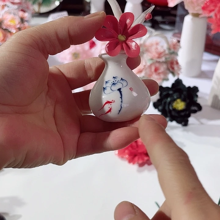 瓷片德化工厂陶瓷手工捏花