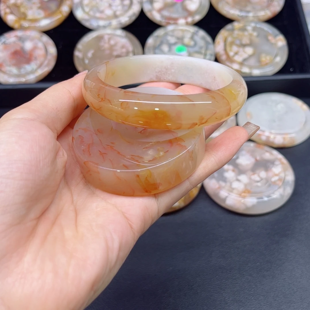 手镯玛瑙/玉髓未镶嵌60