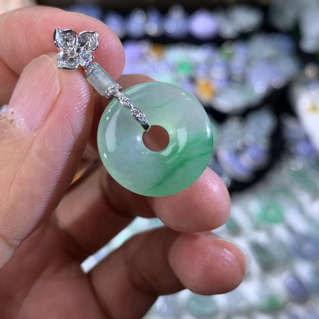 翡翠18K金镶嵌吊坠(不含链)