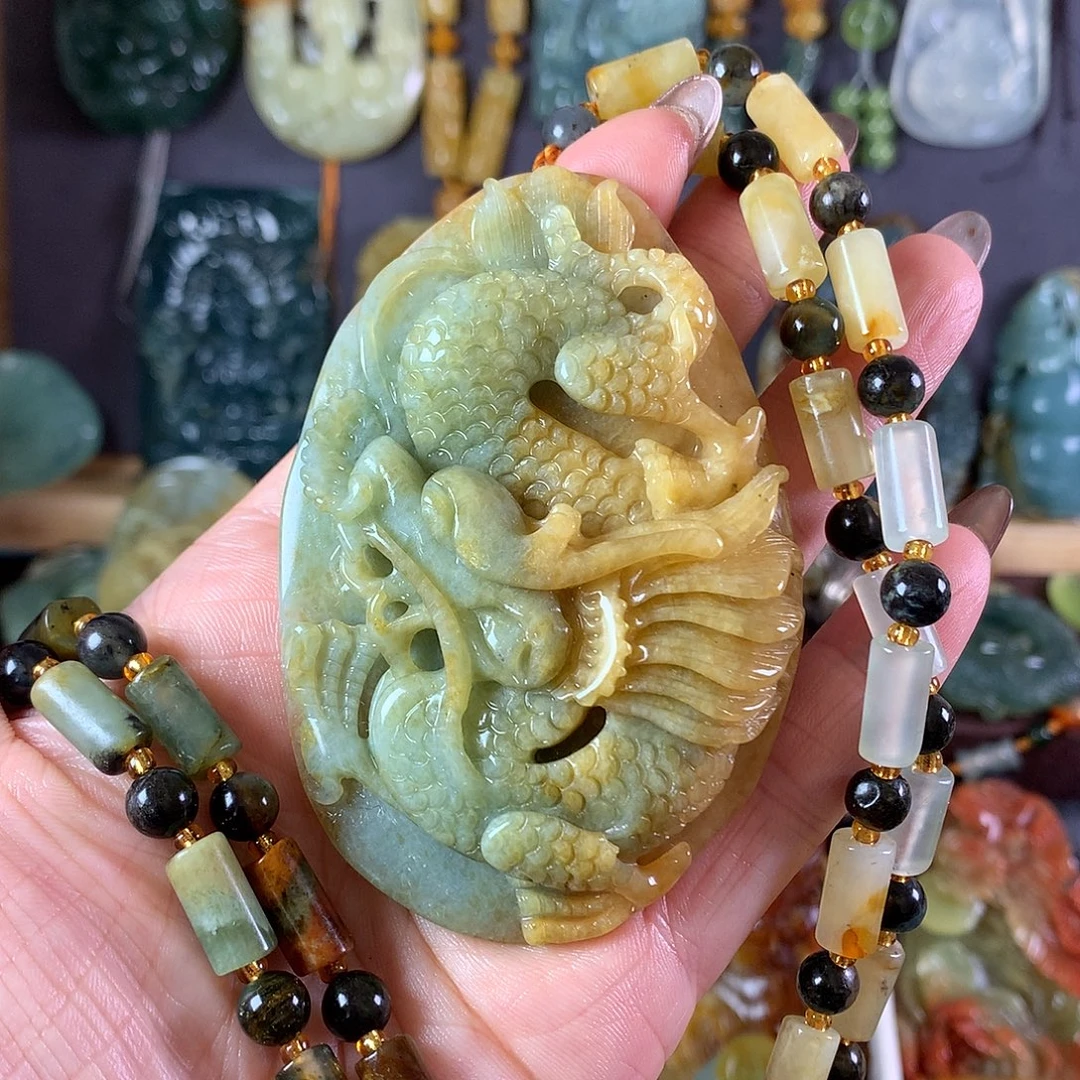 岫玉未镶嵌吊坠(赠链)