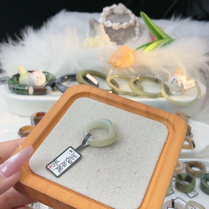 和田玉（糖玉）未镶嵌戒指t63一口糖猫耳直径17.2不退换