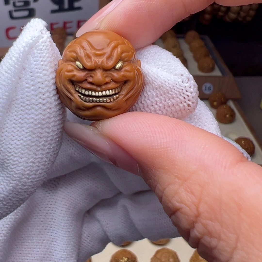 把件猴头核桃镶嵌款坏笑恶僧全品有正常封口线