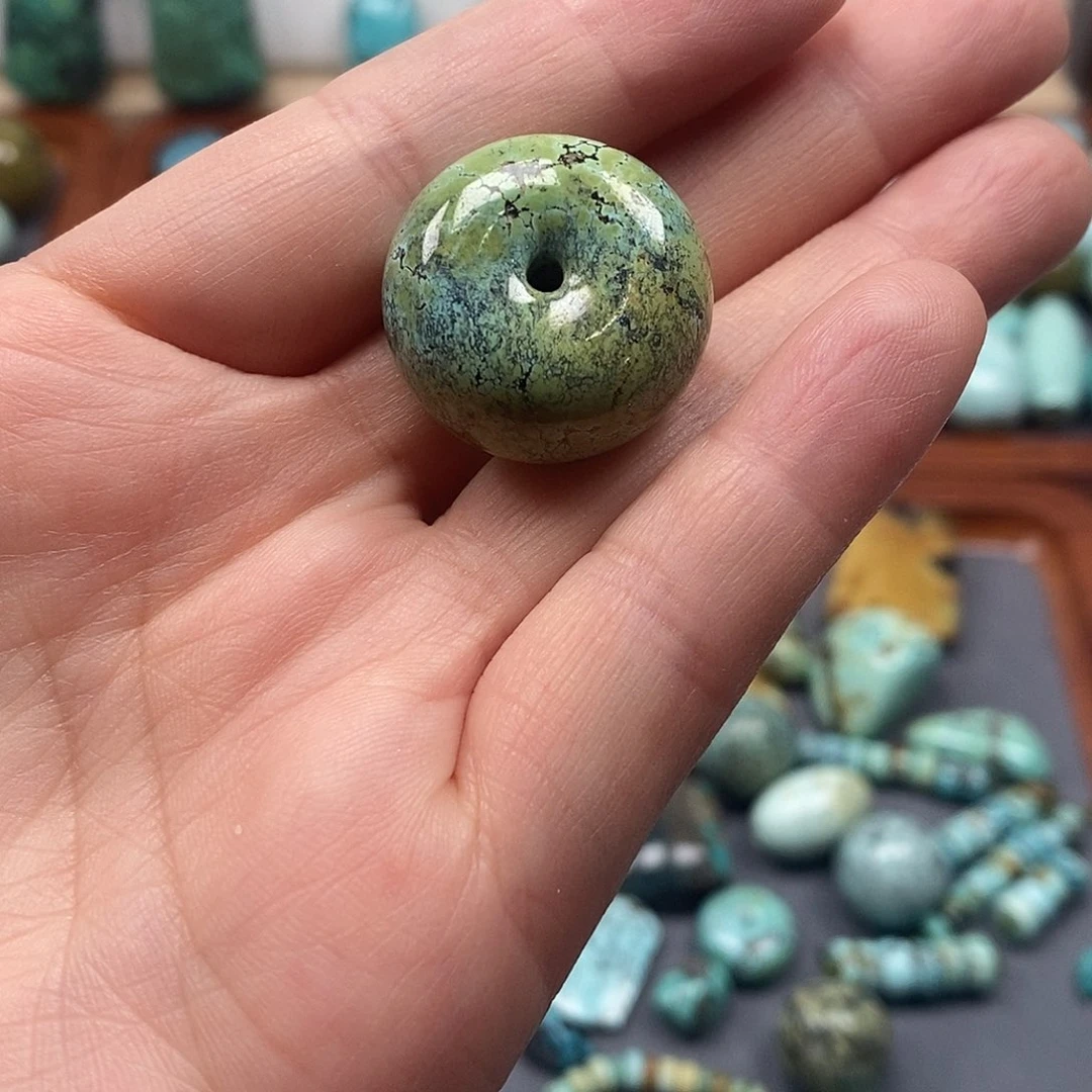 绿松石珠宝奇石未镶嵌张****物