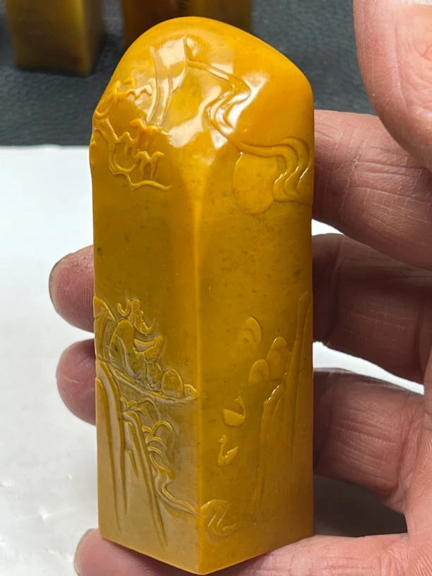 石雕田黄石金石篆刻精工精雕手工制作工艺精湛工艺品