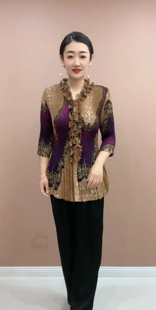 褶皱菲菲领花衫