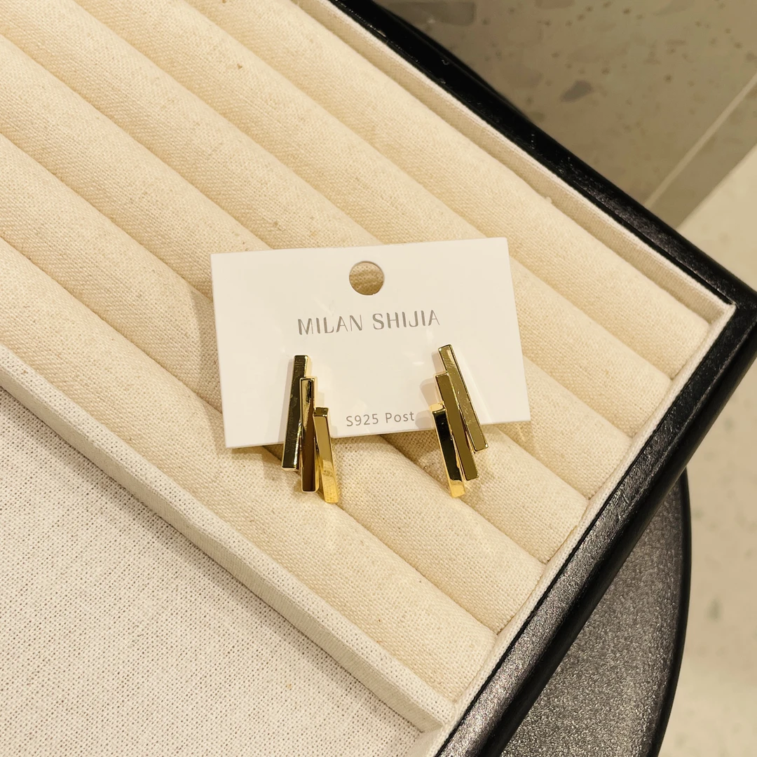 铜合金耳饰 女轻奢百搭ins精致冷淡风素款耳钉日韩几何图案时尚