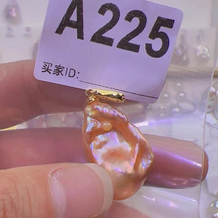 淡水珍珠颈饰合金