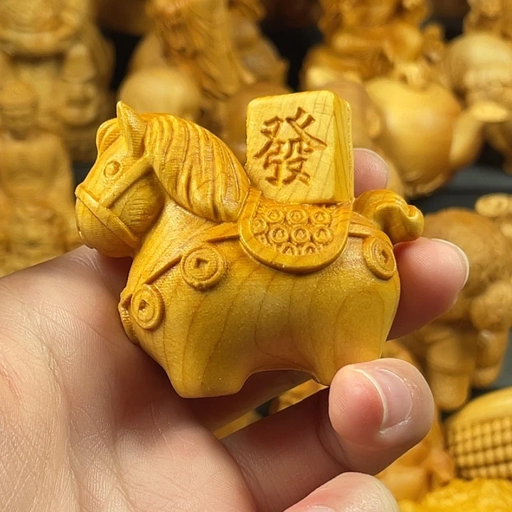 崖柏崖柏木雕刻马上发手把件摆件