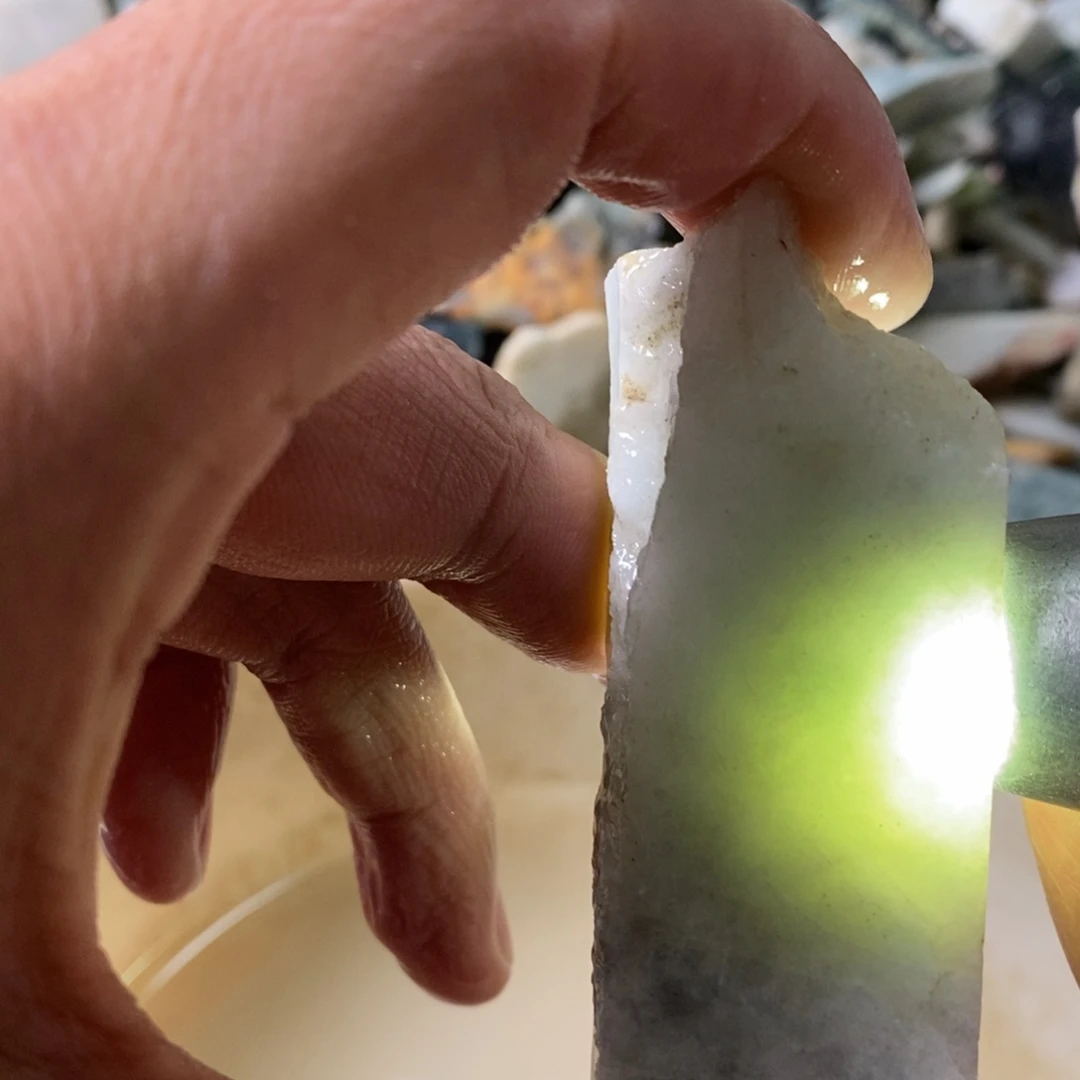 翡翠未镶嵌颈饰天然翡翠