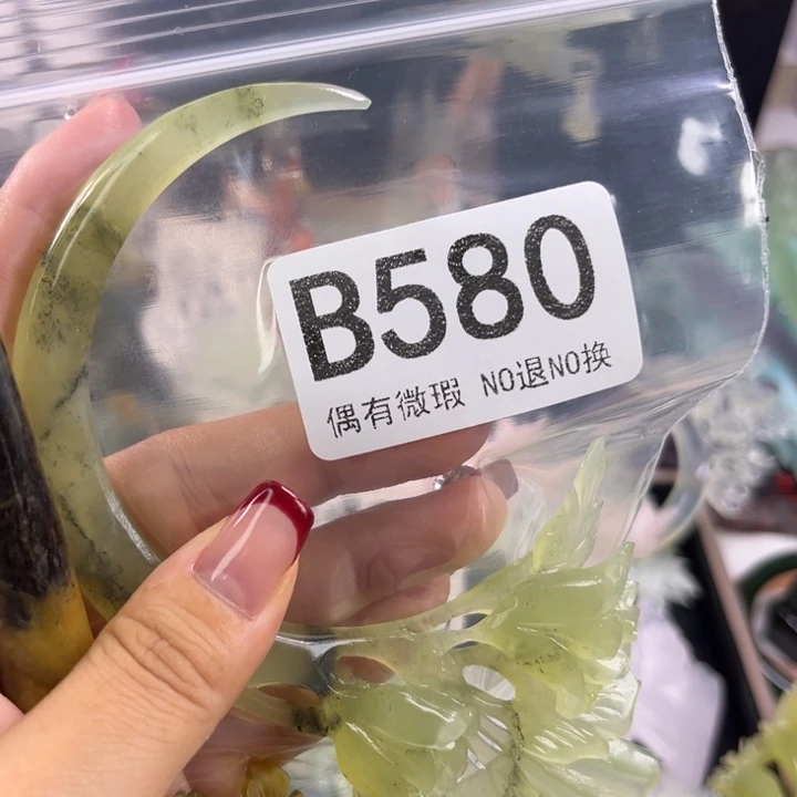 未镶嵌岫玉发饰小***啊