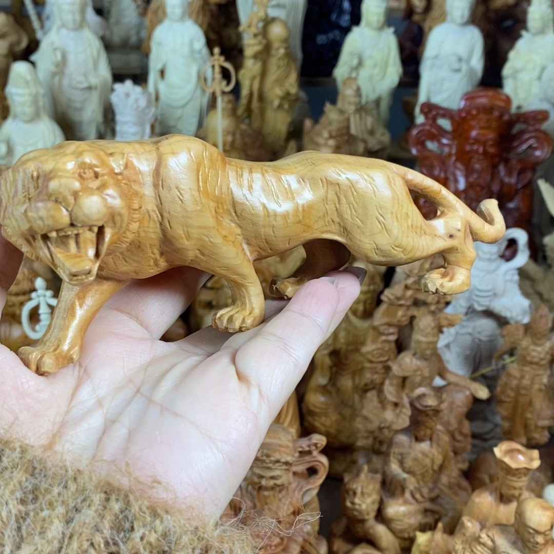 木虎虎生威崖柏16微瑕