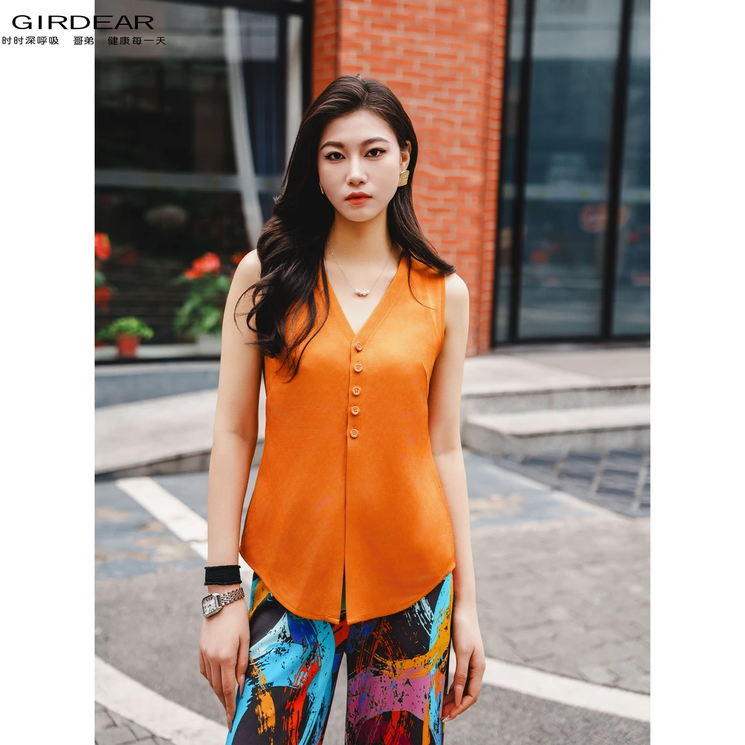 GIRDEAR/哥弟春季新款经典百搭显瘦气质通勤V领背心马夹1301016