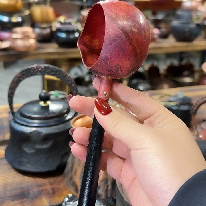 卖***桩紫铜手工制作摆件一个