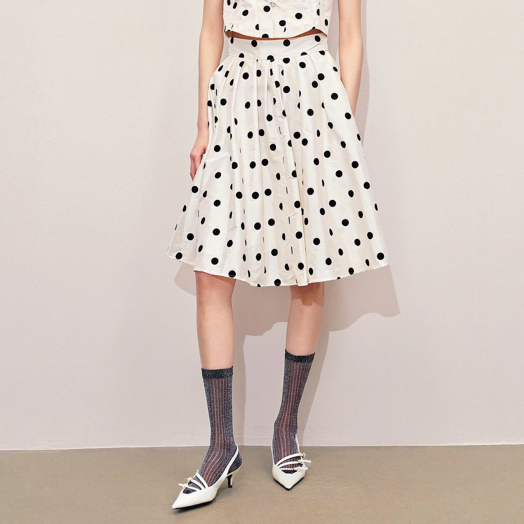 赫本风芭蕾波点半身裙夏季廓形伞摆裙子黑白撞色