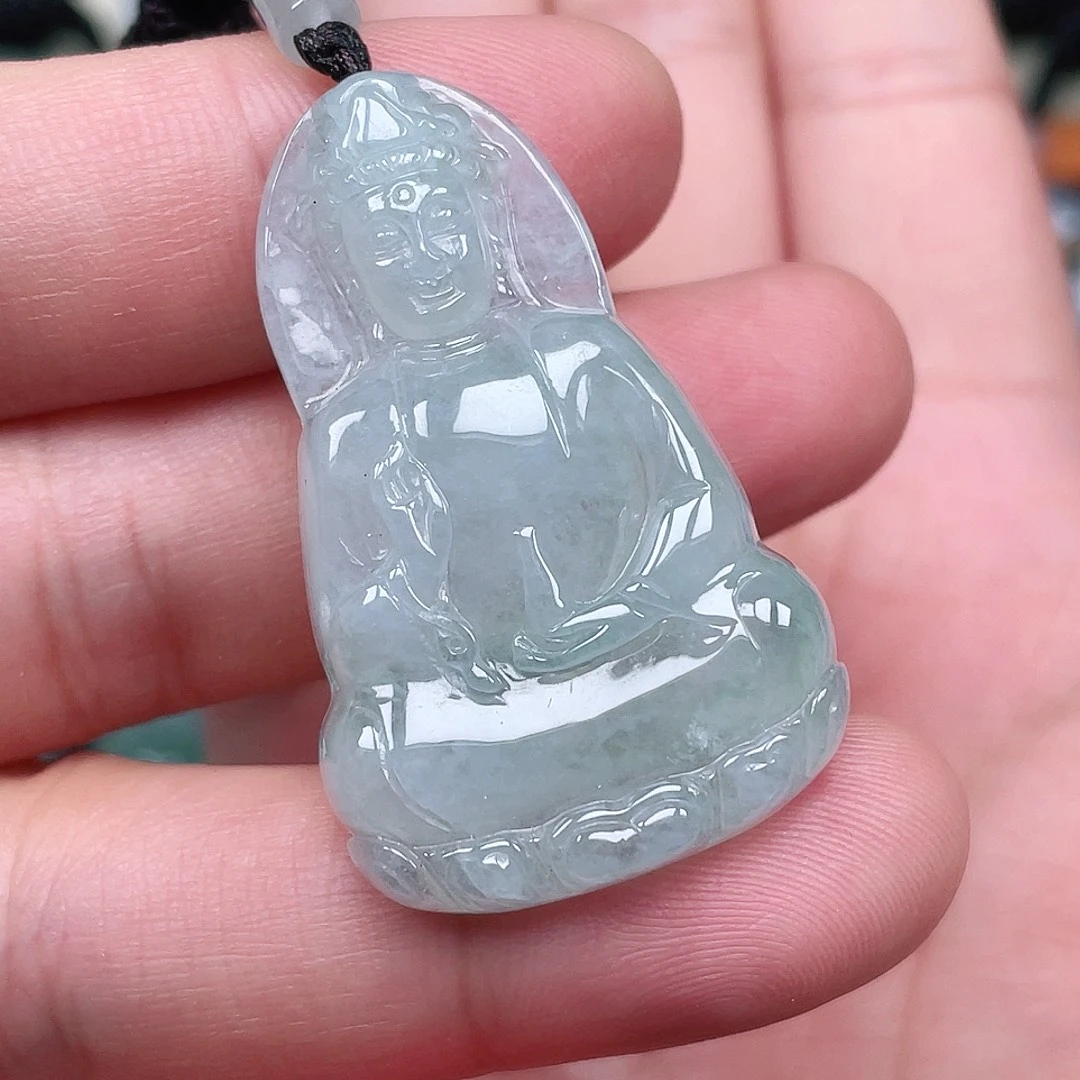 翡翠未镶嵌颈饰观音