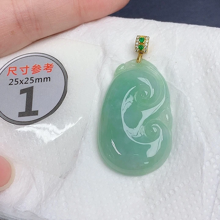 颈饰银S925镶嵌翡翠天然A货