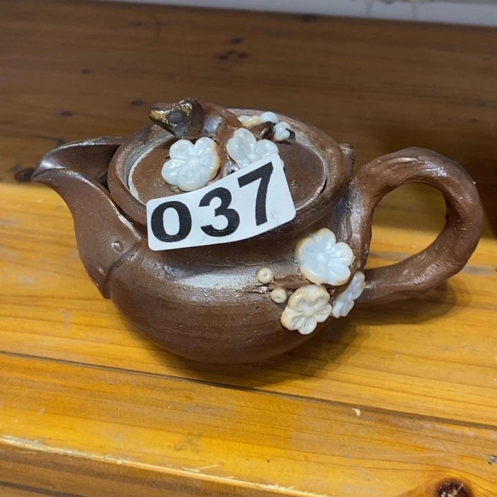 杯博*柴烧鸡腿的做法是用