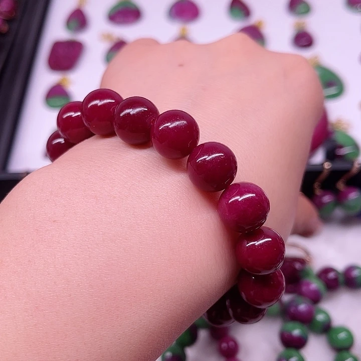 红宝石手串未镶嵌