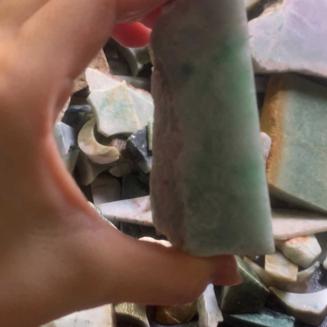 翡翠颈饰未镶嵌缅甸翡翠